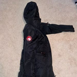 Barley worn medium size Canada goose trench